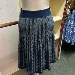 Sweater skirt